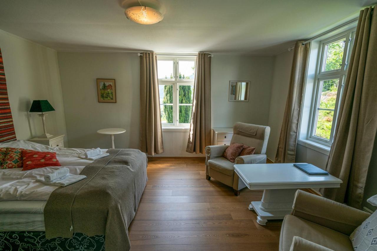 Dragsvik Fjordhotel (Adults Only) Balestrand Zewnętrze zdjęcie